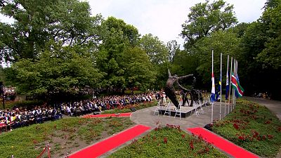 Hundreds of people attended the national commemoration in Oosterpark in Amsterdam.