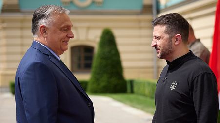 Volodymyr Zelenskyy accueille Viktor Orban à Kyiv, le 2 juillet 2024.