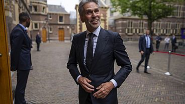 Ολλανδία ο νέος πρωθυπουργός καταφτάνει για την ορκωμοσία του