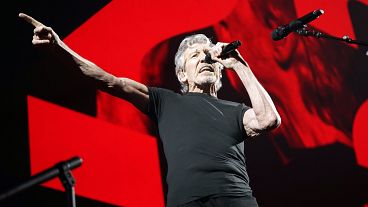 Roger Waters a színpadon Chicagóban