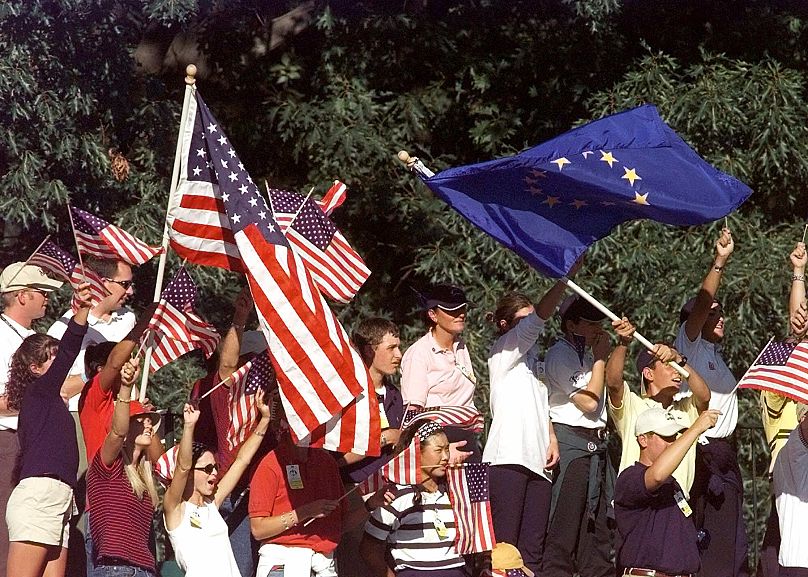 Europeos y Estadounidenses hermanados