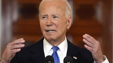 Başkan Joe Biden, 1 Temmuz 2024 Pazartesi günü Washington'da Beyaz Saray'ın Cross Salonu'nda konuşuyor. (AP Fotoğrafı/Jacquelyn Martin)