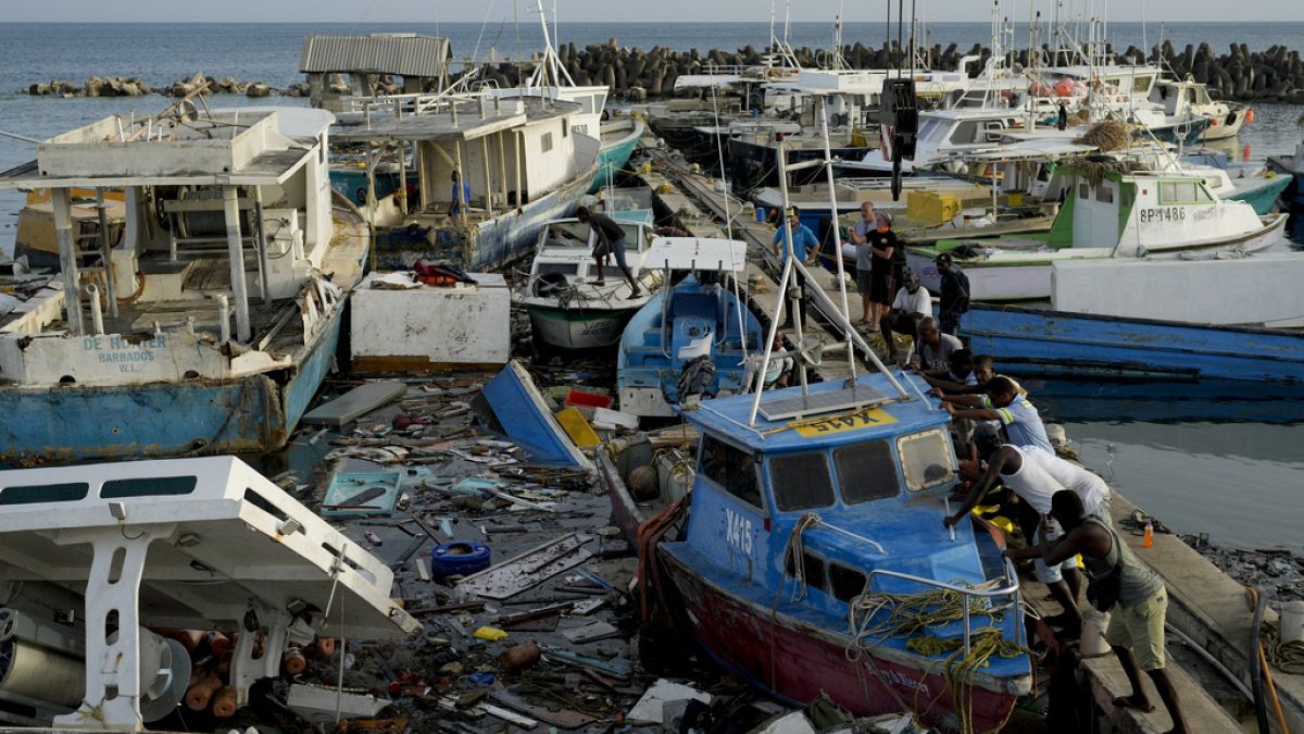 Efeitos do furacão Beryl em Bridgetown, Barbados