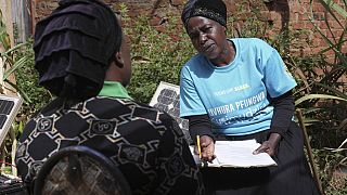 Grannies on Friendship Bench help Zimbabweans deal with mental health issues