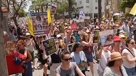 Tüntettek Tel-Avivban az izraeli túszok kiszabadítását követelők