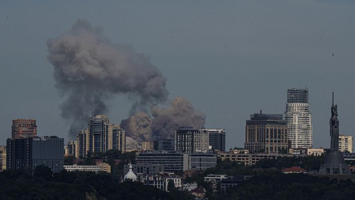 At least 31 killed in missile strikes across Ukraine as Russia hits children's hospital in Kyiv