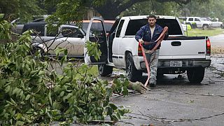 Ρόζενμπεργκ, Τέξας, μετά το πέρασμα της καταιγίδας Μπέριλ