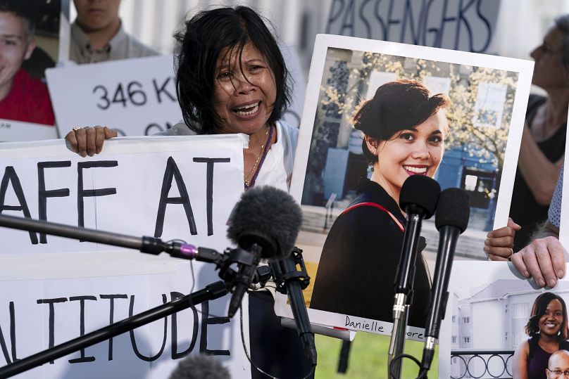 Clariss Moore, madre de Danielle, una de las víctimas del accidente de un Boeing 737 Max 8 en Etiopía, habla en una conferencia de prensa en Washington, el 18 de junio de 2024