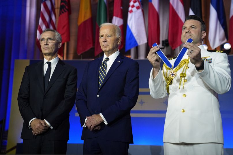 Joe Biden se prépare à remettre la médaille présidentielle de la liberté au Secrétaire général de l'OTAN, Jens Stoltenberg