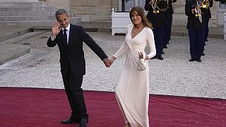 L'ex presidente francese Nicolas Sarkozy e sua moglie Carla Bruni alla cena di Stato organizzata dal presidente Joe Biden, sabato 8 giugno 2024