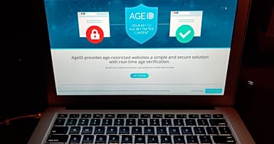 Foreign porn websites blocked in France for lack of age control ...