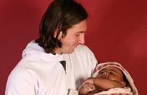 لیونل مسی و لامین یامال نوزاد در سال ۲۰۰۷