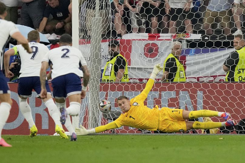 Ο Κέιν σκοράρει για το 1-1 της Αγγλίας