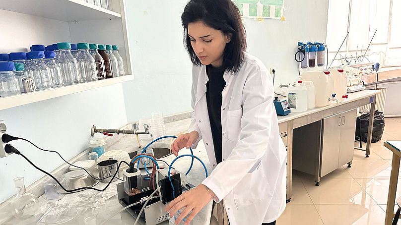 Beyza, BM'de çalışmayı hayal ediyor.