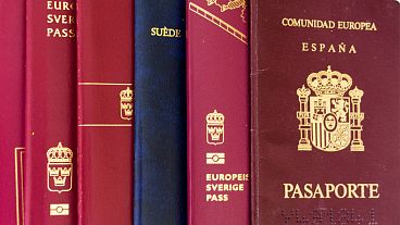 Los tiempos de espera y los precios de la renovación del pasaporte varían mucho en Europa.