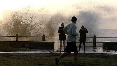 Afrique du Sud : tempête et inondations au Cap, des maisons endommagées