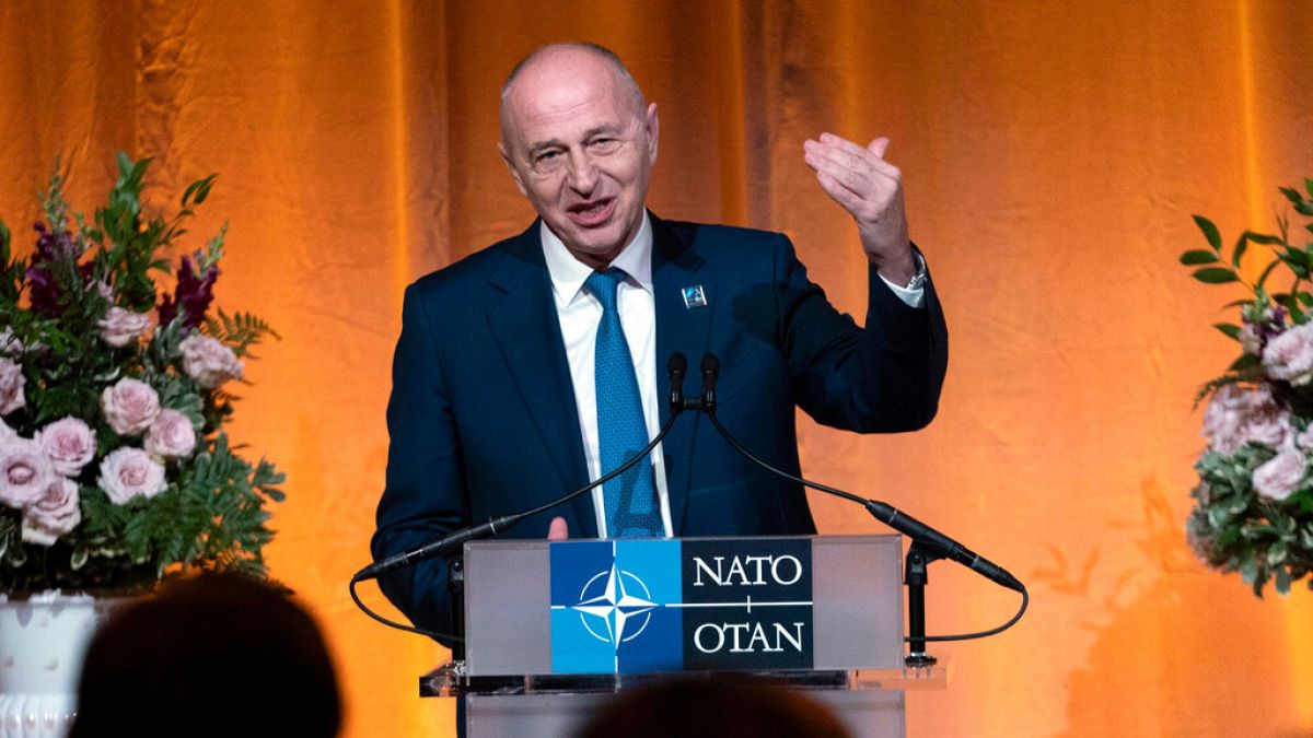 NATO: Kína fenyegetést jelent Európára, mert hadi alkatrészekkel látja el Moszkvát