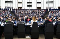 Os deputados ao Parlamento Europeu reúnem-se em Estrasburgo para a primeira sessão plenária após as eleições de junho.