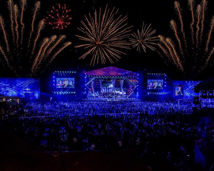 Summer in Azerbaijan: Baku seaside, delectable cuisine and culture