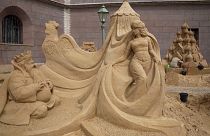Sculptures de sable au festival de sculptures de sable de Saint-Pétersbourg