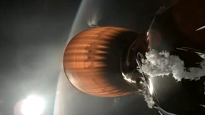 L'incidente del razzo SpaceX lascia i satelliti Starlink nell'orbita sbagliata 1 L'incidente del razzo SpaceX lascia i satelliti Starlink nell'orbita sbagliata