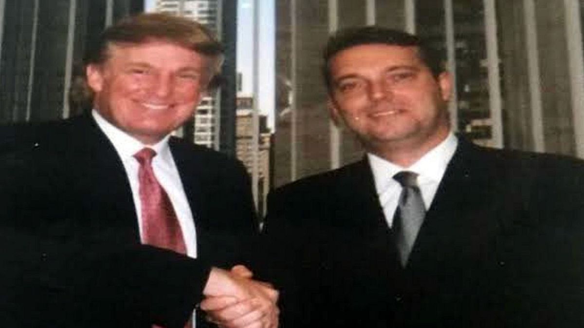 Cem Uzan (sağda) ve Donald Trump (Fotoğraf, Uzan'ın X hesabından alınmıştır)