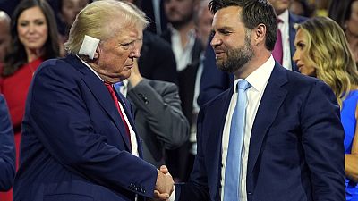 Trump mit seinem "running mate" Vance auf dem Parteitag der Republikaner