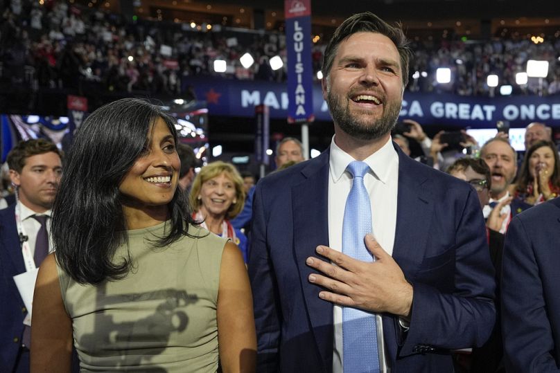 JD Vance mit seiner Ehefrau Usha Chilukuri Vance