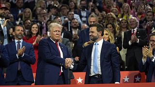Trump és alelnök-jelöltje, JD Vance a republikánusok kongresszusán, Milwaukeeban