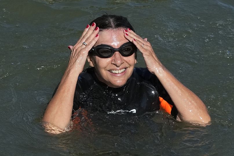 Die Pariser Bürgermeisterin schwimmt in der Seine, 17. Juli 2024 in Paris.