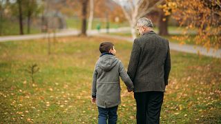 Uno studio ha rivelato che i bambini esposti a un maggior numero di spazi verdi hanno una migliore funzionalità polmonare