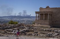 Atina'daki Akropolis, aşırı sıcakların devam etmesi nedeniyle en sıcak saatlerde kapanmak zorunda kaldı