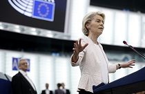 Ursula von der Leyen lors de son grand oral devant les eurodéputés, jeudi matin.