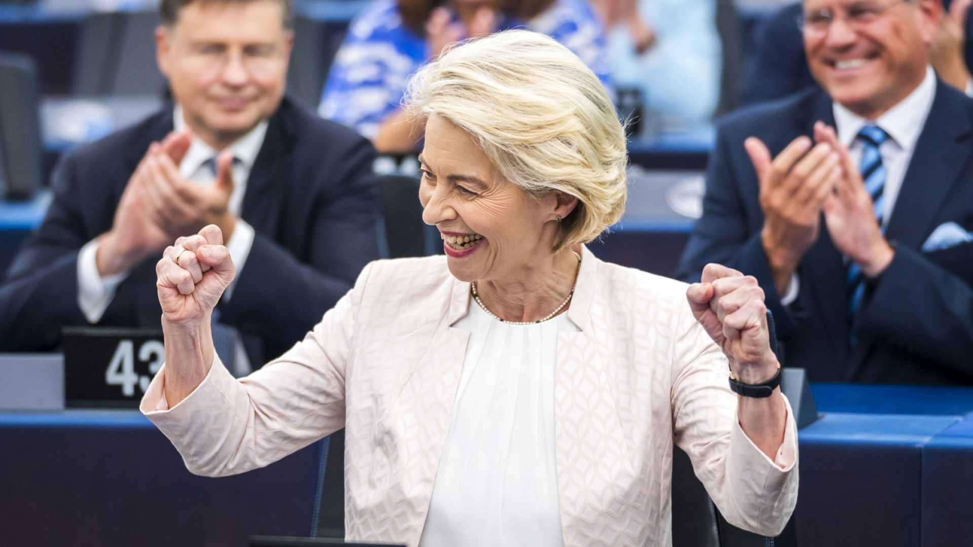 Ursula von der Leyen is re-elected European Commission president by ...