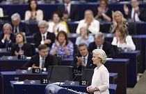 Ursula von der Leyen ha ricevuto la fiducia giovedì dal Parlamento Europeo per un altro mandato di 5 anni alla guida della Commissione Europea