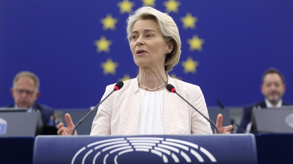 Avrupa Komisyonu Başkanı Ursula von der Leyen Avrupa Parlamentosu Genel Kurulu'nda konuşuyor, Strasbourg, 18 Temmuz 2024.