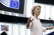 La Presidenta de la Comisión Europea, Ursula von der Leyen, se dirige al Pleno del Parlamento Europeo en Estrasburgo, el 18 de julio de 2024.