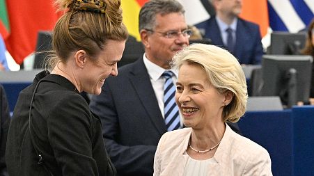 Greens co-president Terry Reintke congratulates Ursula von der Leyen on re-election as European Commission president