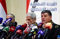Suriye Yüksek Seçim Kurulu Başkanı Cihad Murad (sağda), bugün Şam'da düzenlediği basın toplantısında seçim sonuçlarını açıkladı.