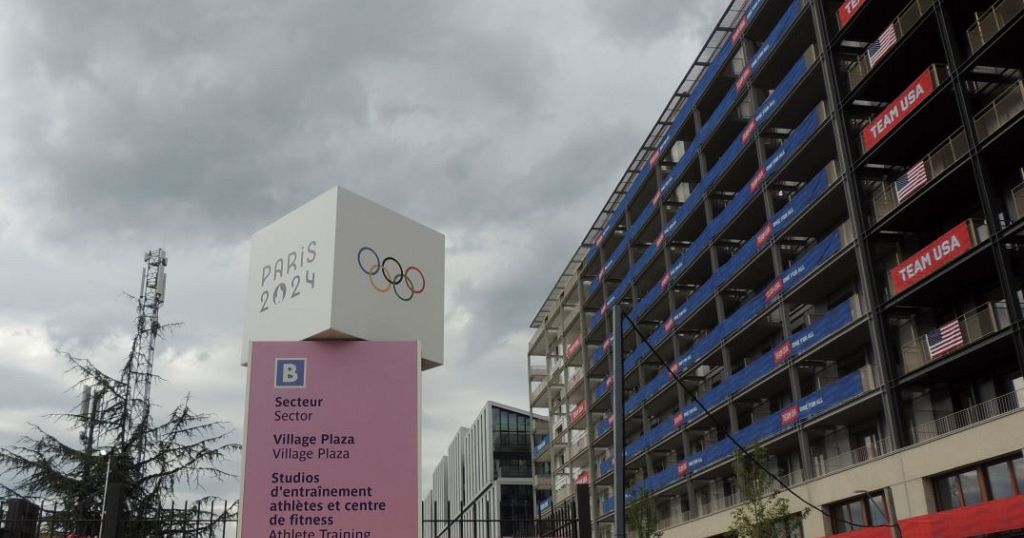 JO 2024 : arrivée de l'équipe olympique des réfugiés à Paris