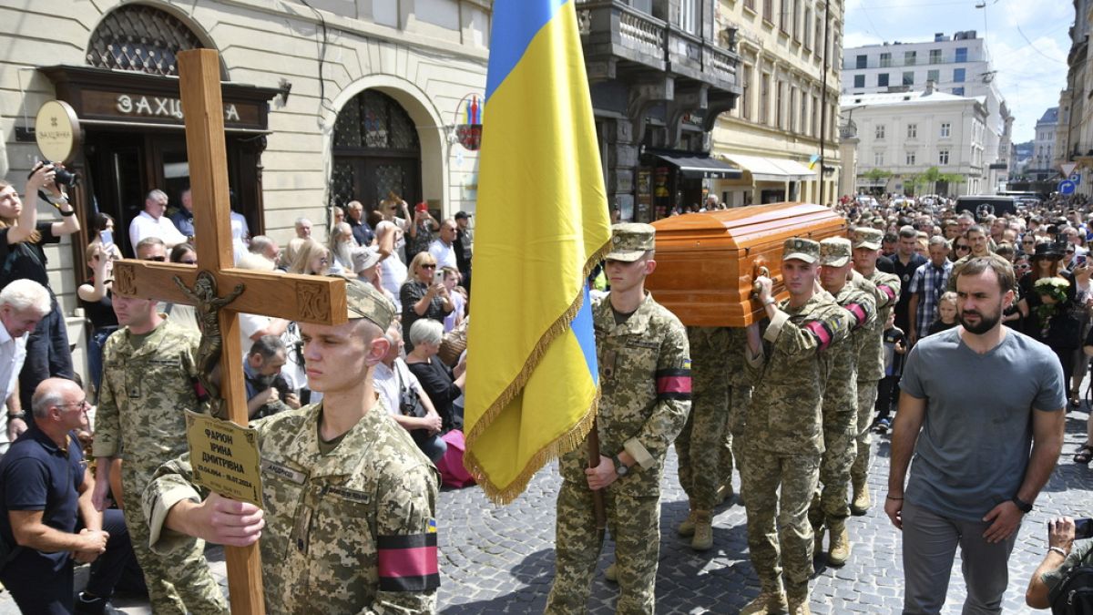 Ουκρανία: Χιλιάδες στην κηδεία πρώην βουλεύτριας που δολοφονήθηκε στο Λβιβ