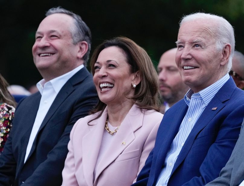 Doug Emhoff, Kamala Harris és Joe Biden egy koncerten, 2024-ben