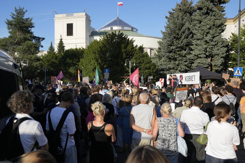  few hundred people protest the recent failure by the centrist government of Prime Minister Donald Tusk to muster sufficient support for a vote.