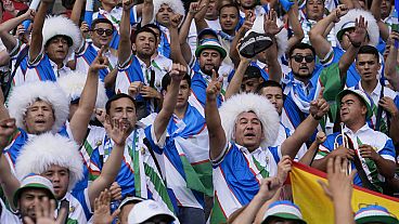 Üzbegisztán szurkolói a Spanyolország elleni férfi labdarúgó mérkőzésen