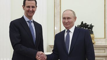 Президент Сирии Башар Асад встречается с президентом России Владимиром Путиным. 