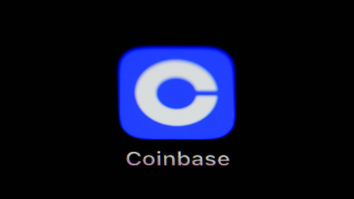 Крипто фирмата Coinbase глоби милиони за обслужване на високорискови клиенти