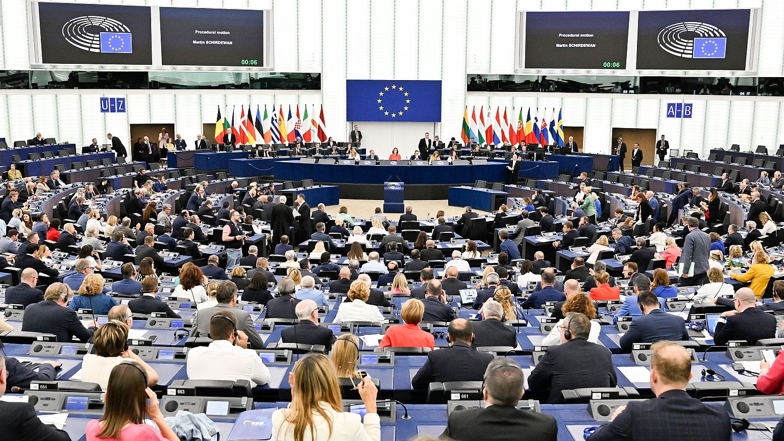More right wing with fewer women - a new Parliament compendium | Euronews