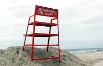 Úszómesteri szék az Atlanti-óceán partján az Egyesült Államokban
