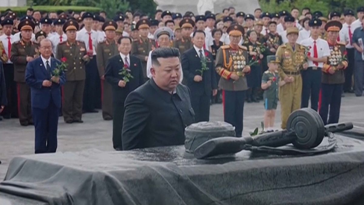 Kim Jong-Un celebrando el 71 aniversario del armisticio