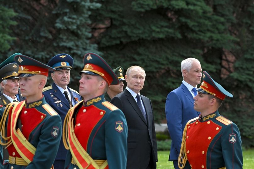 Putyin elnök és Andrej Belouszov védelmi miniszter